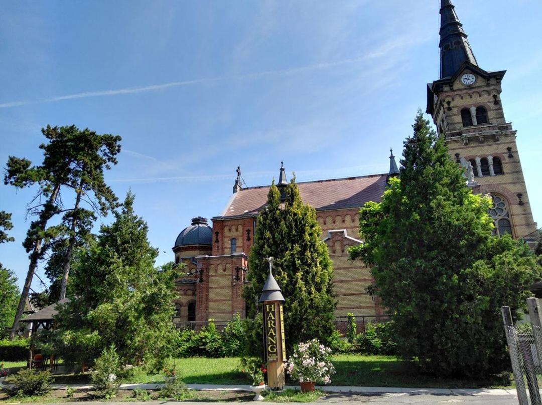 Bed and Breakfast Harang Panzio Дьомаэндрёд Экстерьер фото