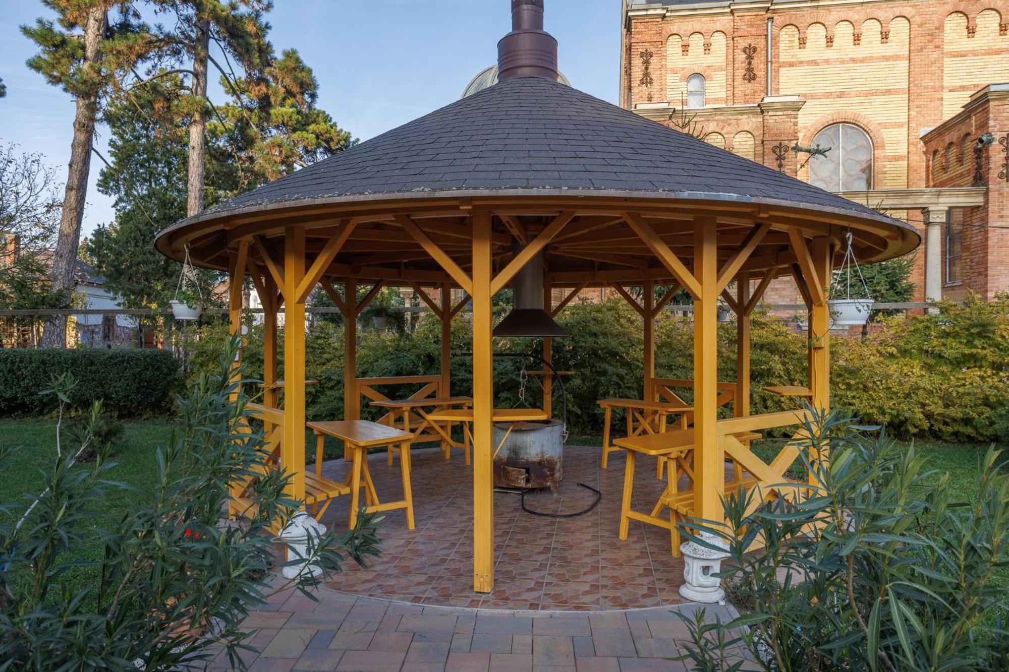 Bed and Breakfast Harang Panzio Дьомаэндрёд Экстерьер фото