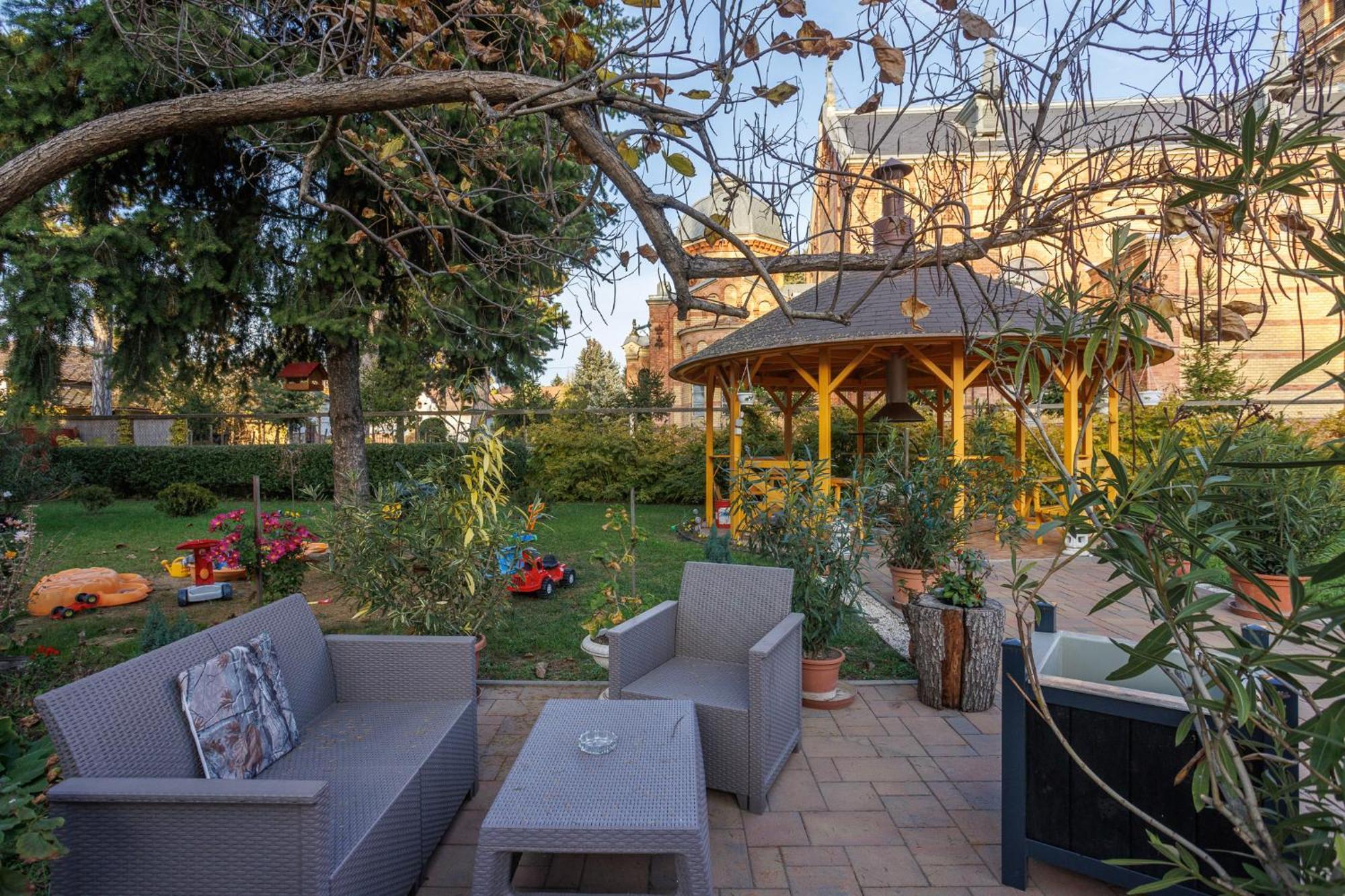 Bed and Breakfast Harang Panzio Дьомаэндрёд Экстерьер фото